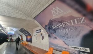 La publicité pour Chamonix dans le métro parisien