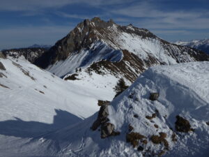 Roc d'Enfer, face sud peu enneigée