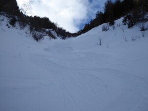 Conditions de ski encore bonnes dans le couloir