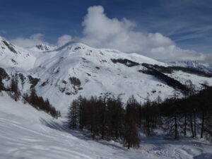 Tête de Crévacol en rive gauche de la vallée