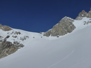 L'épaule qui permet de passer du glacier des Rouges du Dolentà celui du Tour Noir