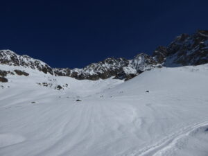 Bonne trace de montée à ski aussi