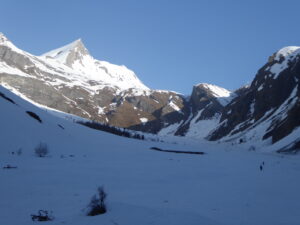 Le ressaut rocheux entre 2100 et 2300