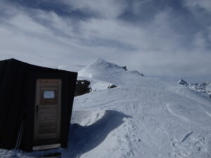 Le bivouac sous le sommet