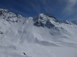 Enclave, col et tête