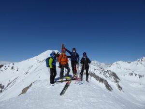 L'équipe du jour au sommet