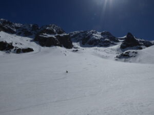 et haut dessus du refuge de la Pierre à Bérard