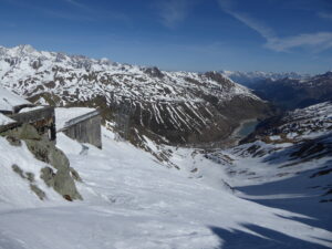 Le vallon de Menouve vu de l'arrivée de la télécabine désaffectée