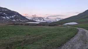 Premières lueurs sur Grande Casse et Grande Motte